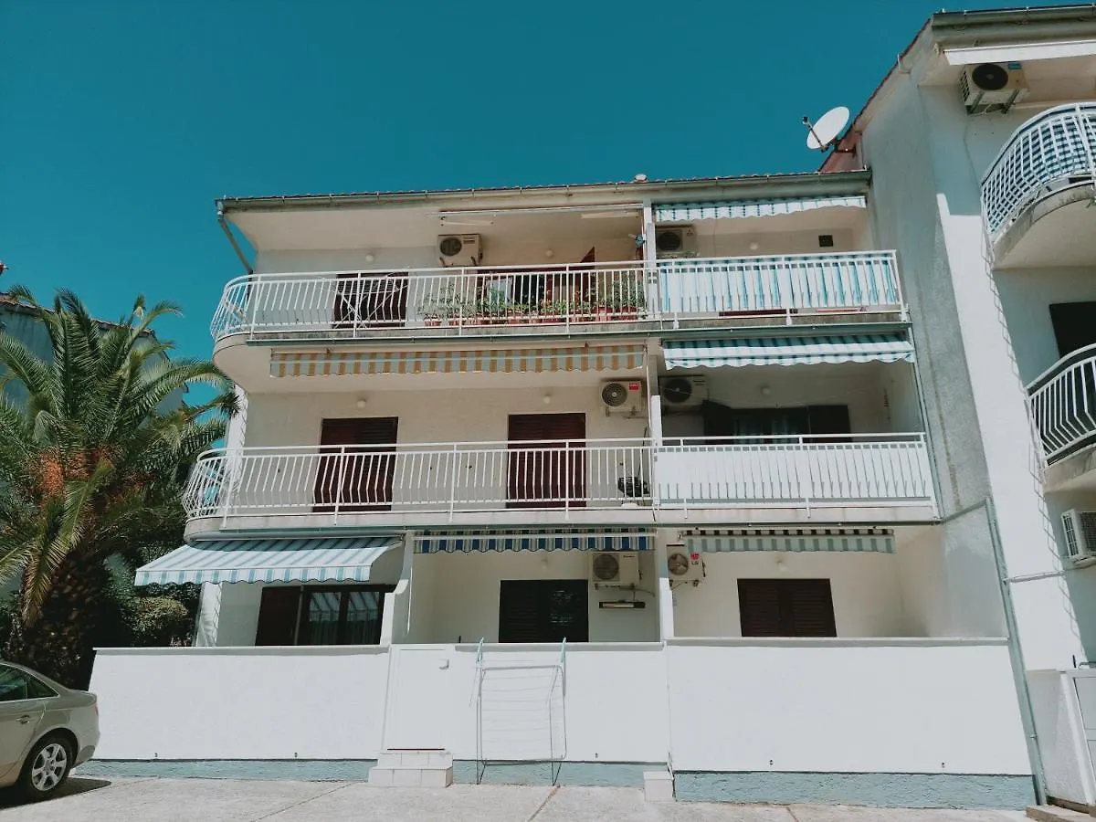 Ciro Apartment With Free Parking Chorvatsko