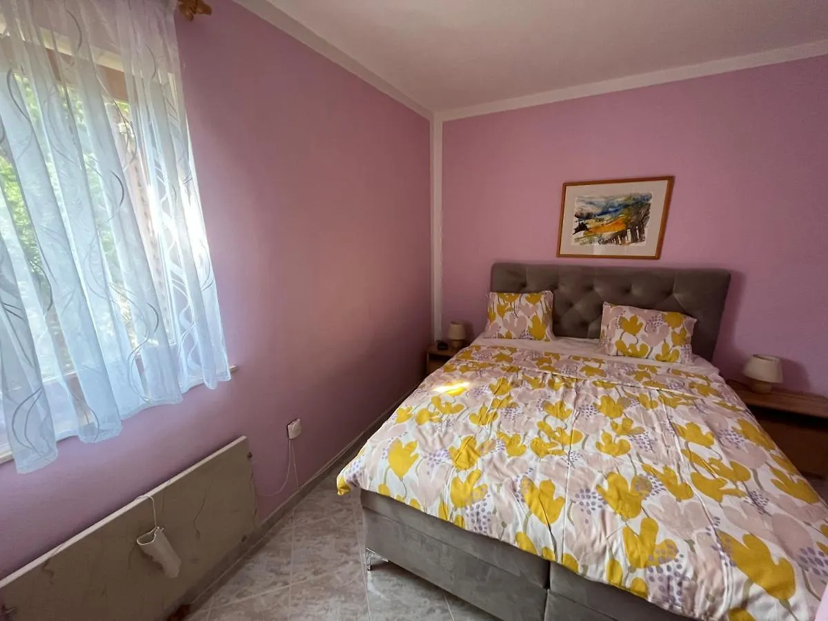 Ciro Apartment With Free Parking